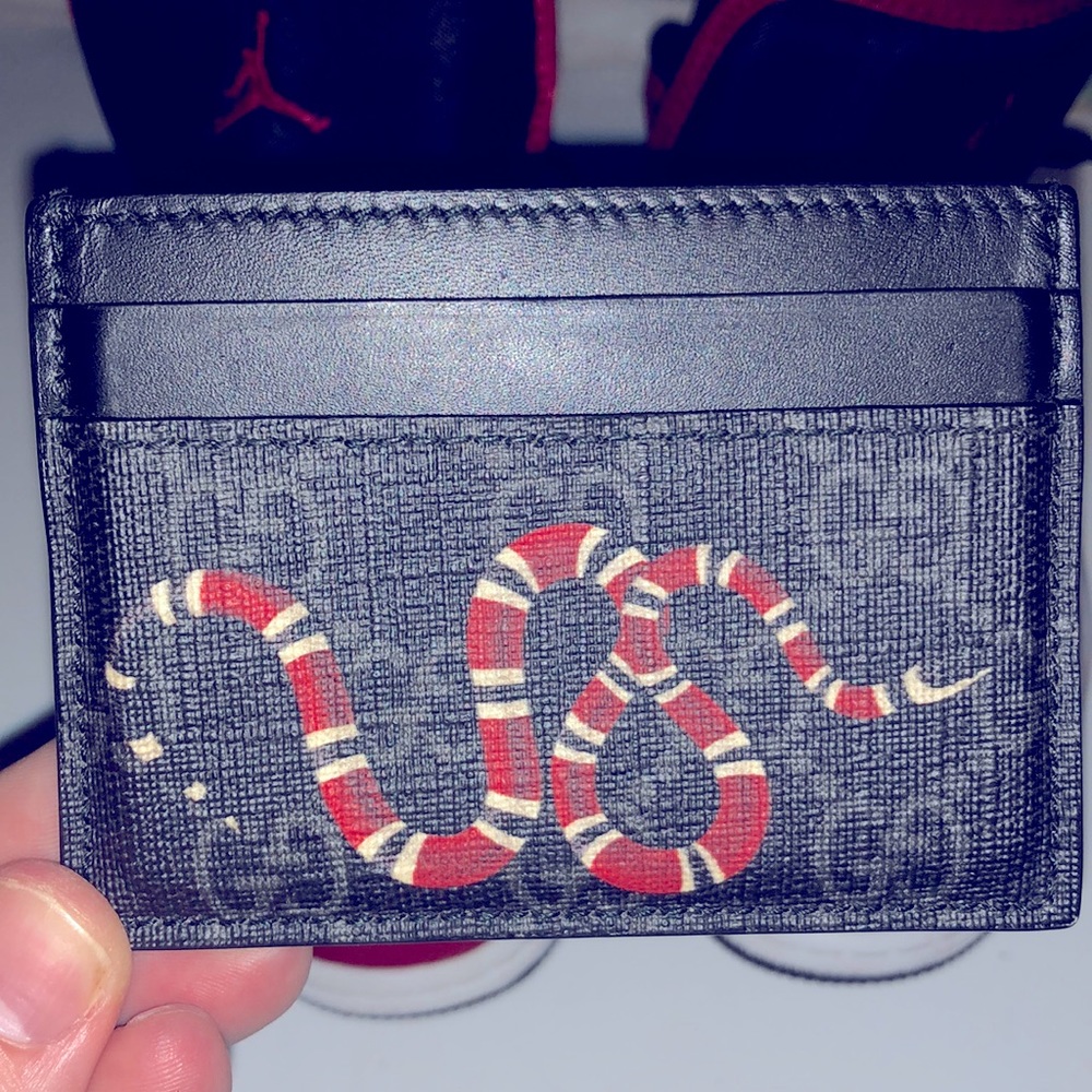 Black king snake GUCCI wallet / card holder